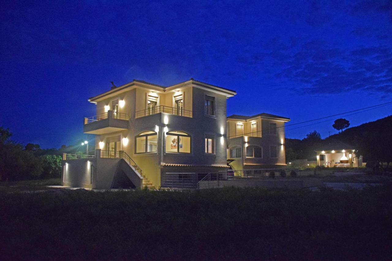 Villa Magdalena Lixouri Exterior foto